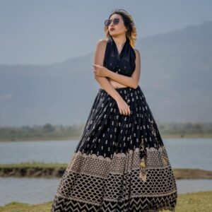 *BEUTIQUE STYLE DESIGNER BLACK GEORGETTE LEHENGA CHOLI WITH BLOUSE*