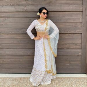*WHITE GEORGETTE HEAVY EMBROIDERY WORK LEHENGHA CHOLI SET WITH REAL MIRROR *