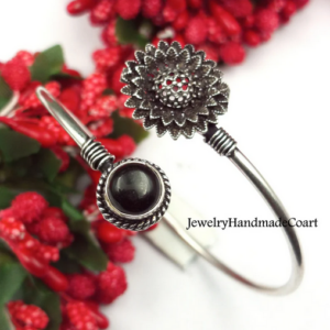 Classic Black Onyx Bangle~Attractive Bangle~Vintage Bangle~Lucky Charm~Dainty Bangle~Healing Stone~925 Sterling Silver Plated Jwellery~Gift~